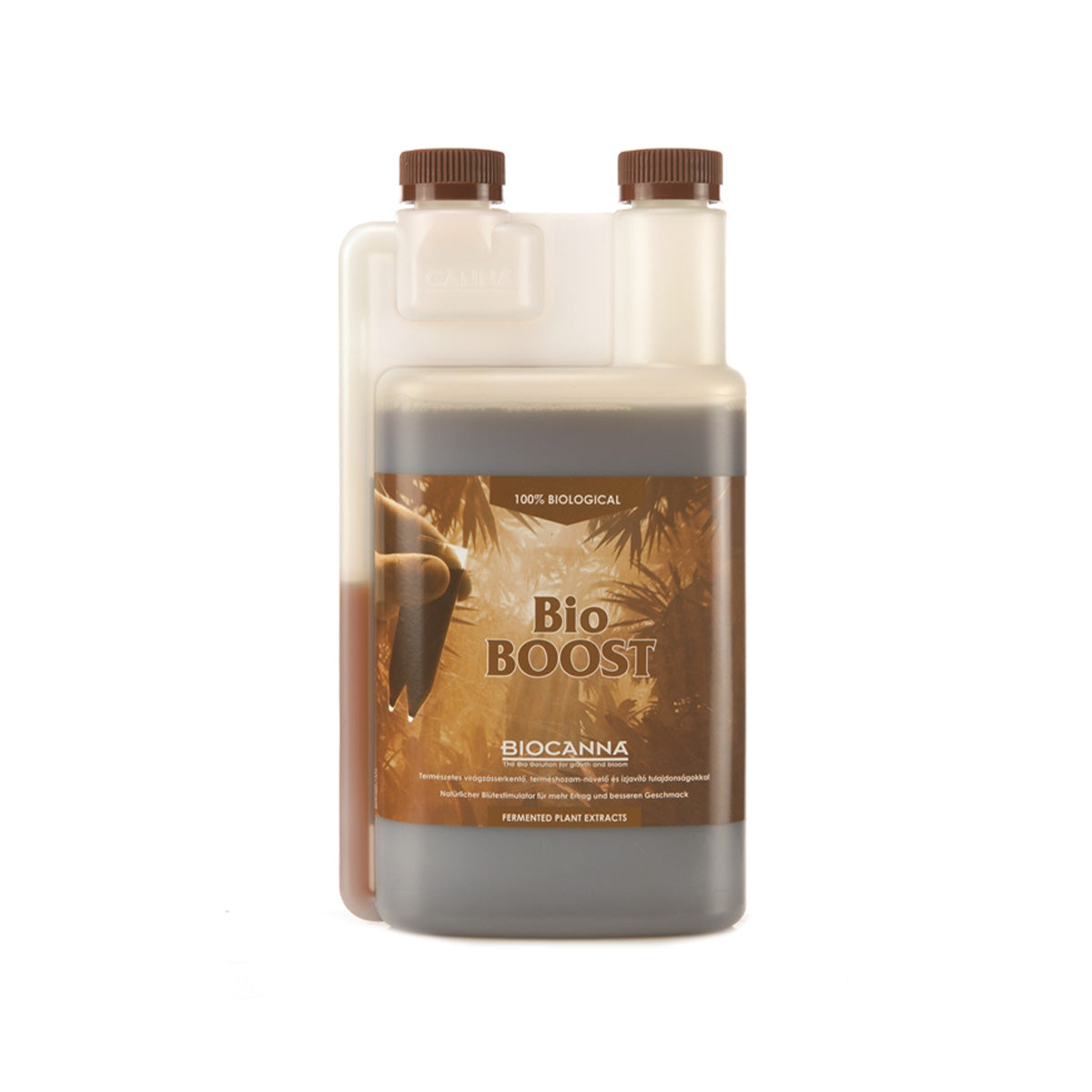 BIOCANNA Bio Boost Bio-Dünger von der Marke BIOCANNA. Das Produkt ist in einem milchig-transparenten Kunststoffbehälter vor einem weißen Hintergrund.
