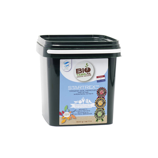 Startrex von der Marke BIO Tabs in einem Kunststoffbehälter mit der Menge eins Komma fünf Kilogramm vor einem weißen Hintergrund.