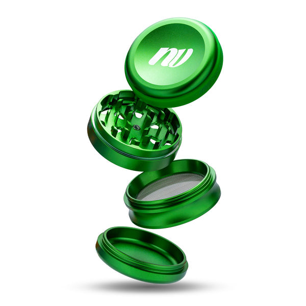 Grinder von der Marke NV, Modell Diamond, vierteilig und 40 Millimeter Durchmesser. In der Farbe grün.